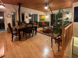 haus_sunrise_upperlevel_area02_900x675