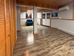 room_lower_area01_900x675